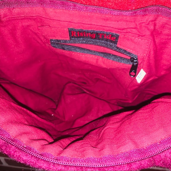 RISING TIDE | Wool Boho Floral Pom Handbag Purse - Picture 5 of 8